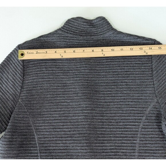 Daniela Wool Blend Cardigan Italy Grey Gold Buttons Old Money Size Medium - Picture 8 of 12